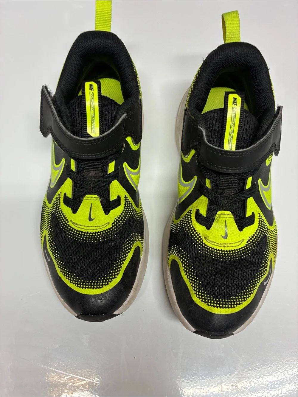 Nike Kids Black and Neon Green Hook-and-Loop Sneakers